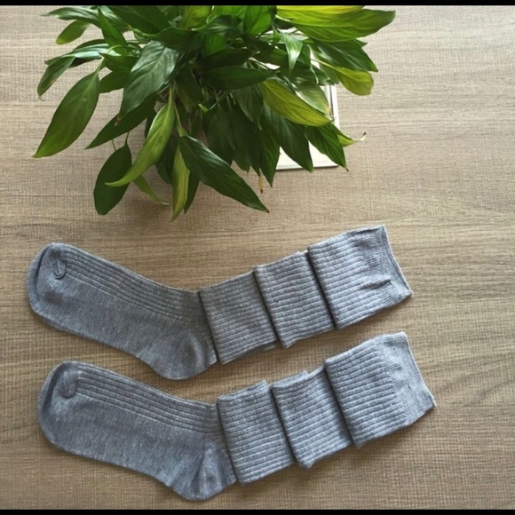 **5 for $20** LIGHT GREY OVER THE KNEE SOCKS - Picture 4 of 8