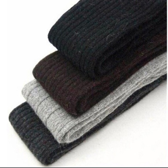 **5 for $20** LIGHT GREY OVER THE KNEE SOCKS - Picture 5 of 8