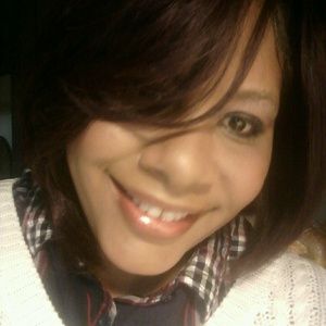 Meet your Posher, Angela