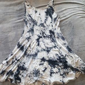 Black and white tye die sun dress
