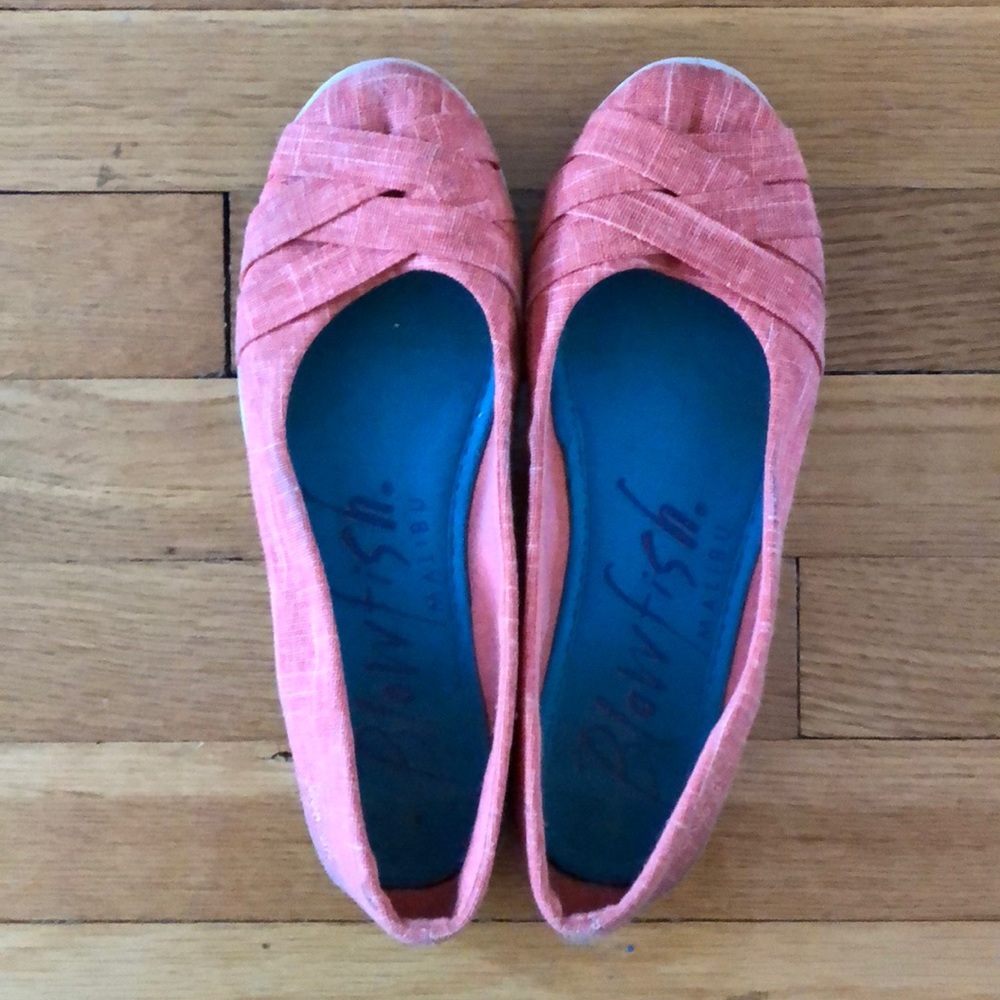 Cute coral Blowfish flats