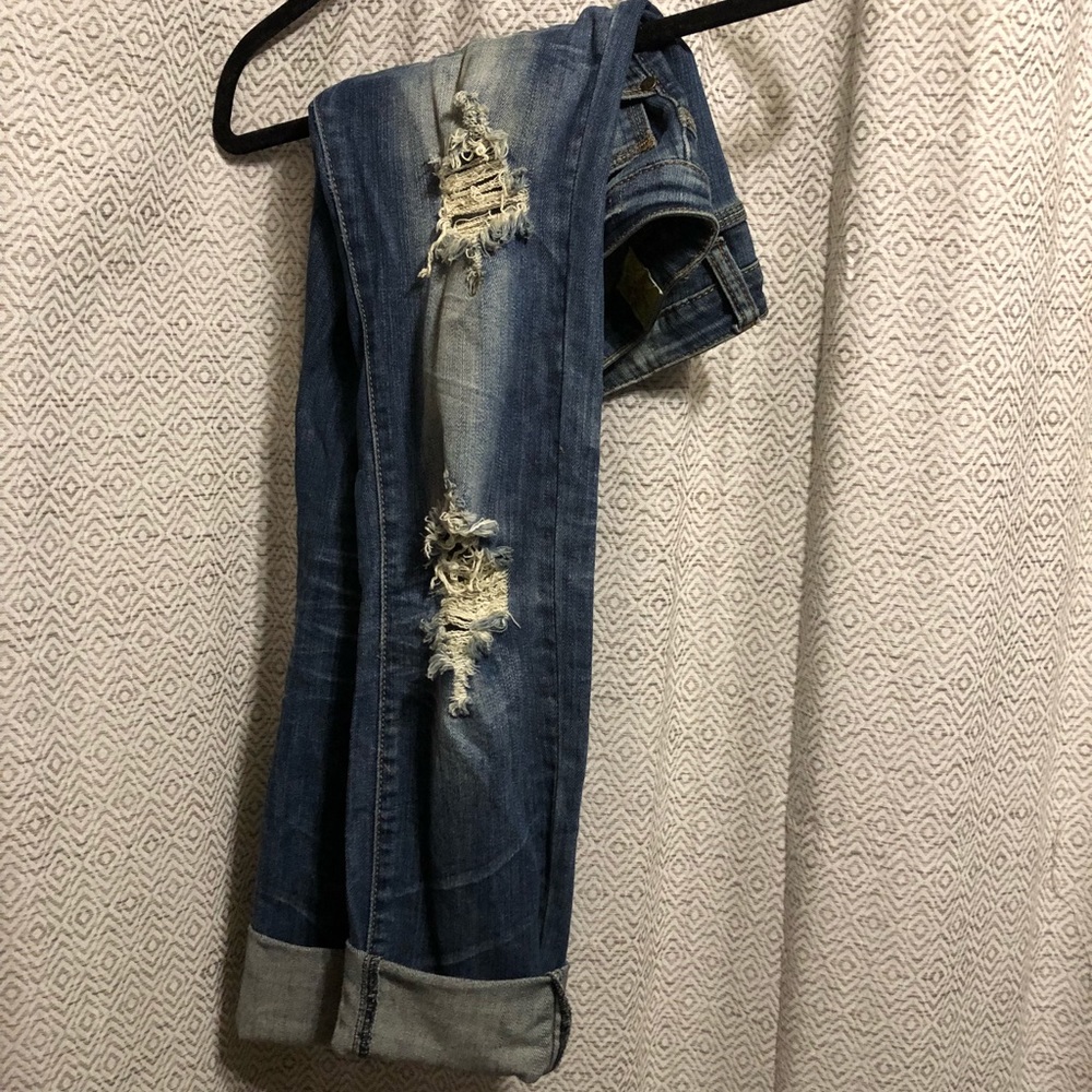 Women’s ripped jeans