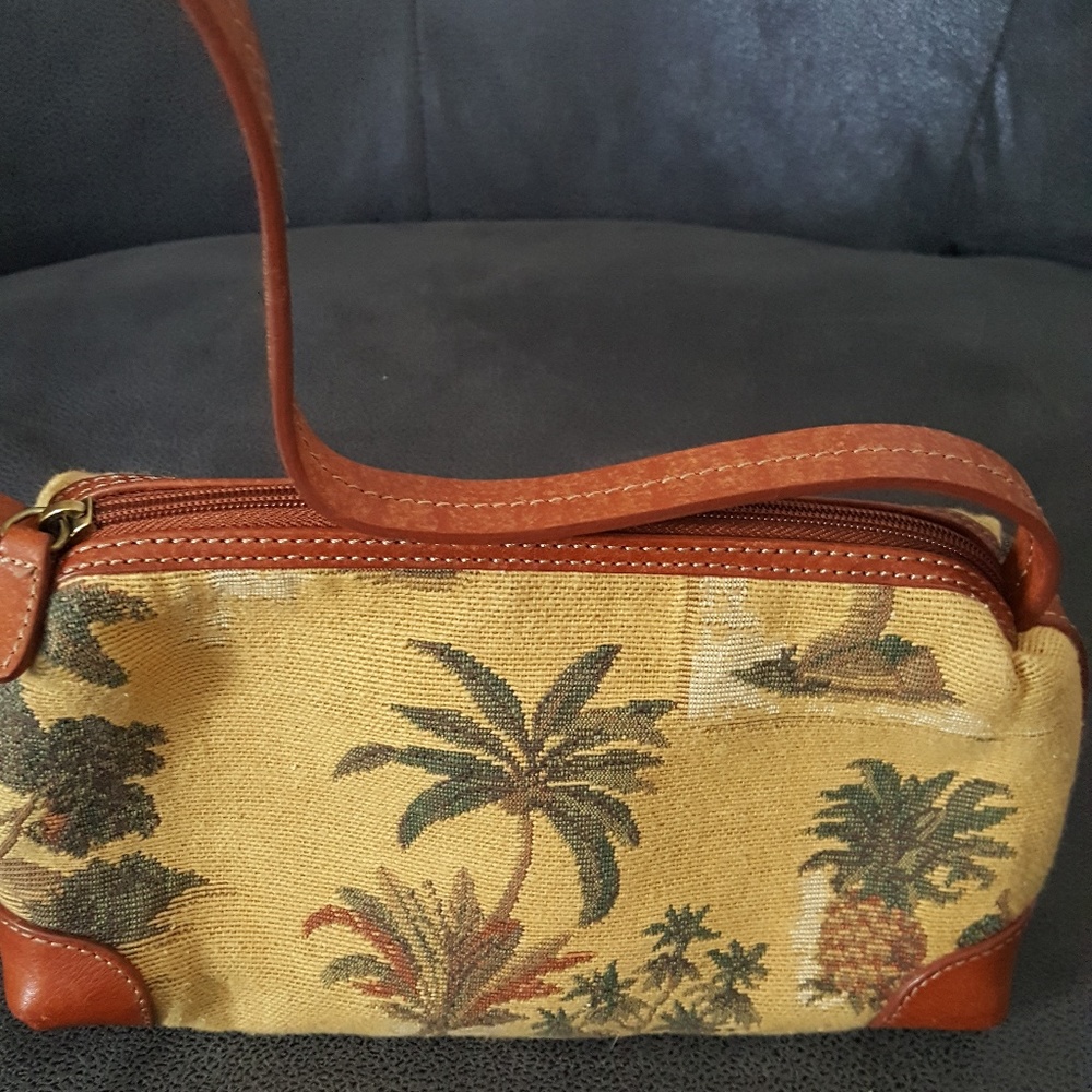 Tommy Bahama Purse