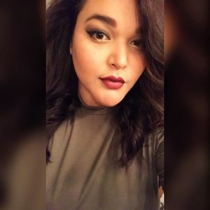 Meet your Posher, Kasmina