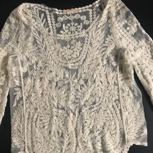 Lace shirt ... USA by Banana