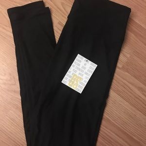 Lularoe Solid black OS leggings brand new