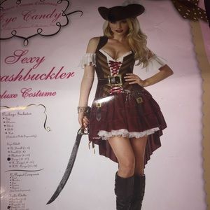 Full pirate costume