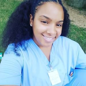 Meet your Posher, Christine