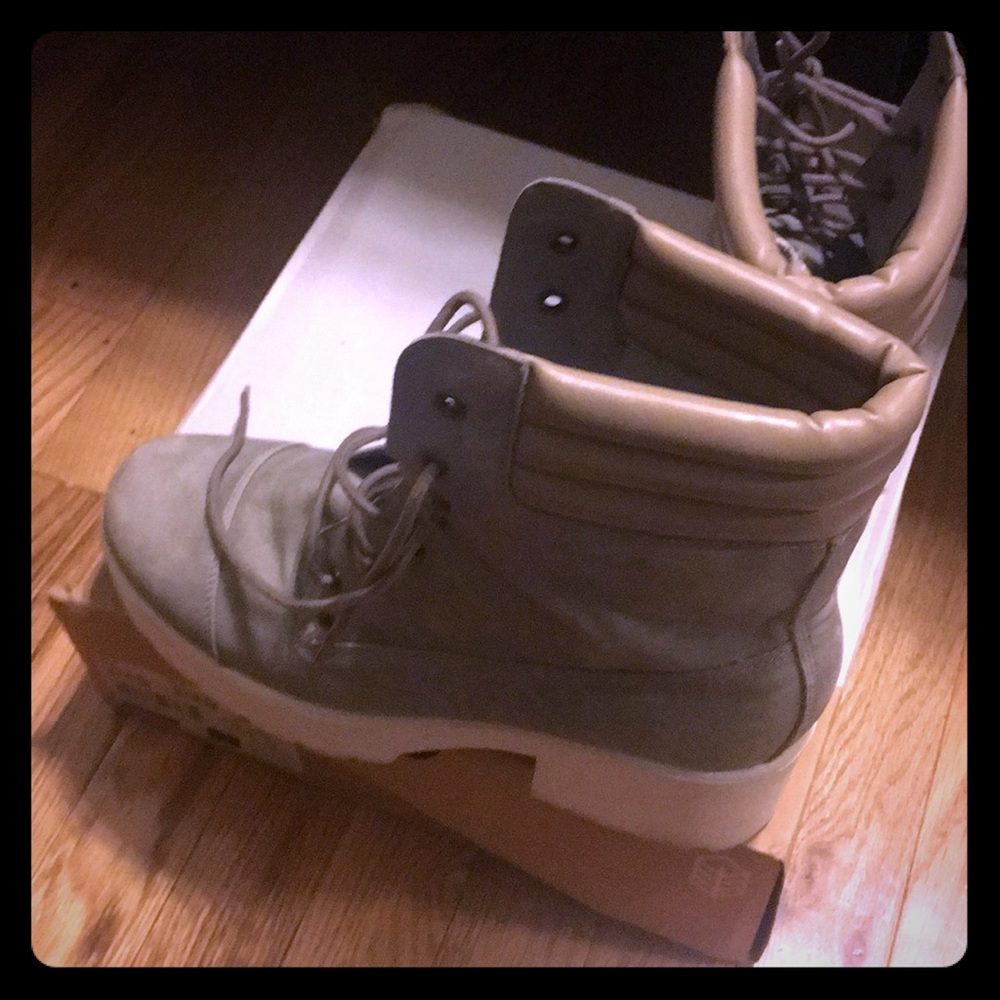 Heeled combat boots