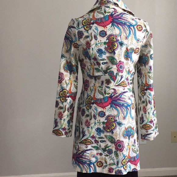 Cute & Playful Peacock Floral Paisley Jacket! 🌷💜 - Picture 2 of 10