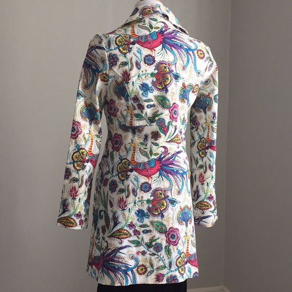 Cute & Playful Peacock Floral Paisley Jacket! 🌷💜 - Picture 5 of 10