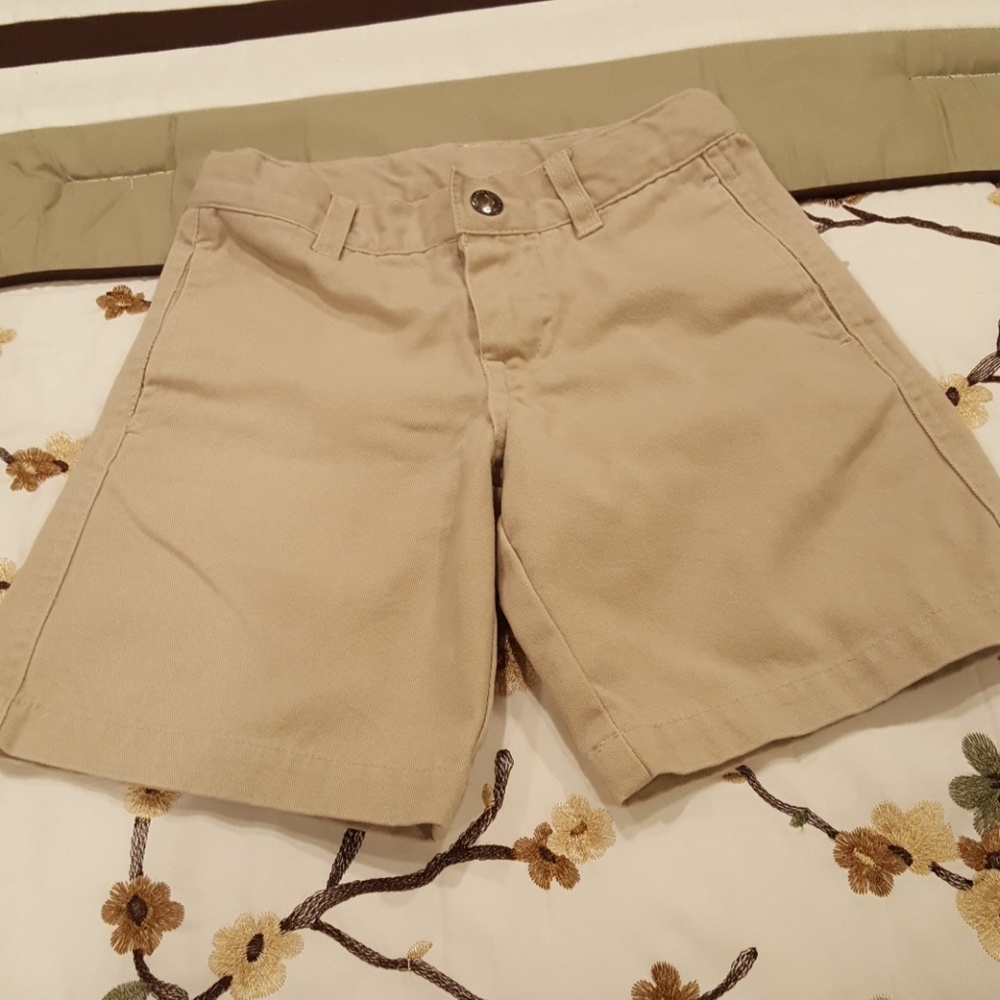 Nautical boys size 3T shorts
