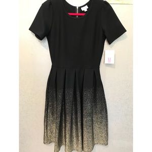Elegant LuLaRoe Amelia