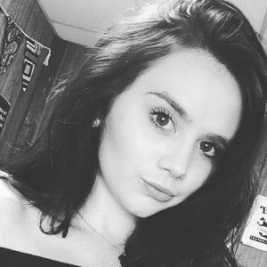 Meet your Posher, Sabrina