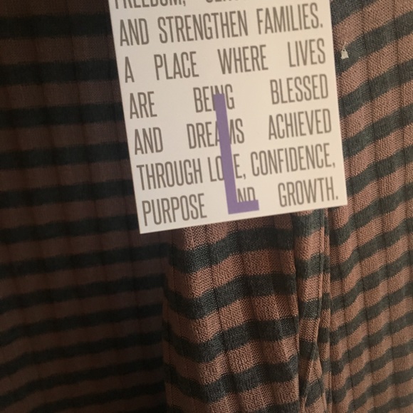 💰Sale💰Mint Large Sarah LuLaRoe cardigan - Picture 4 of 6