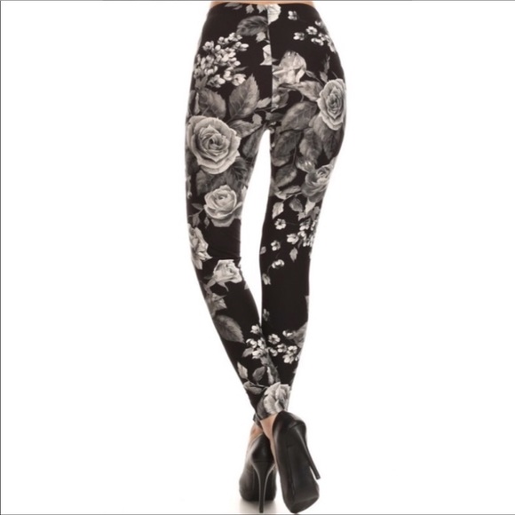 Couture Gypsy Pants & Jumpsuits Hp 25 Black White Floral Leggings