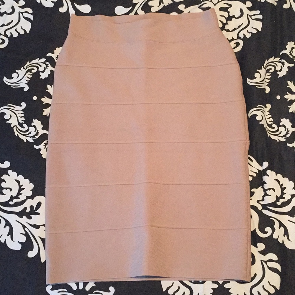 BCBG MaxAzria Banded Power Skirt