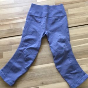 Lululemon - In The Flow Crops