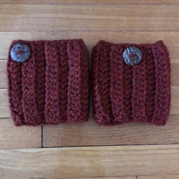 Cute rust-colored boot cuffs with buttons! - Picture 1 of 2