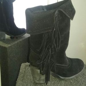Suede fringe boots