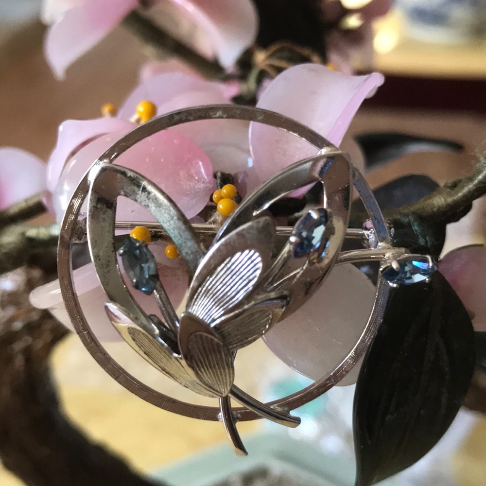 Vintage sterling brooch