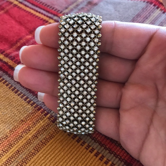 ? Jewelry - Women’s bracelet