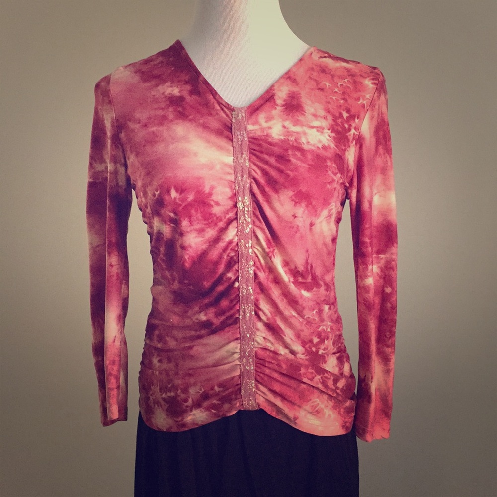 🦄 2 for 10🦄 Soft and Flattering Mauve and Cream Blouse