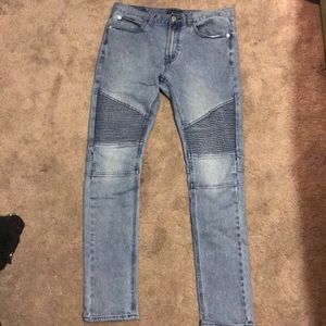 Bullhead Stacked Skinny Jeans