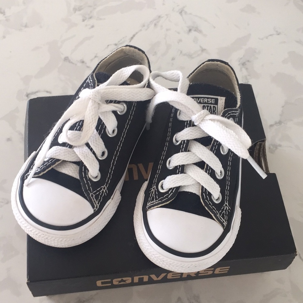 Black toddler converse