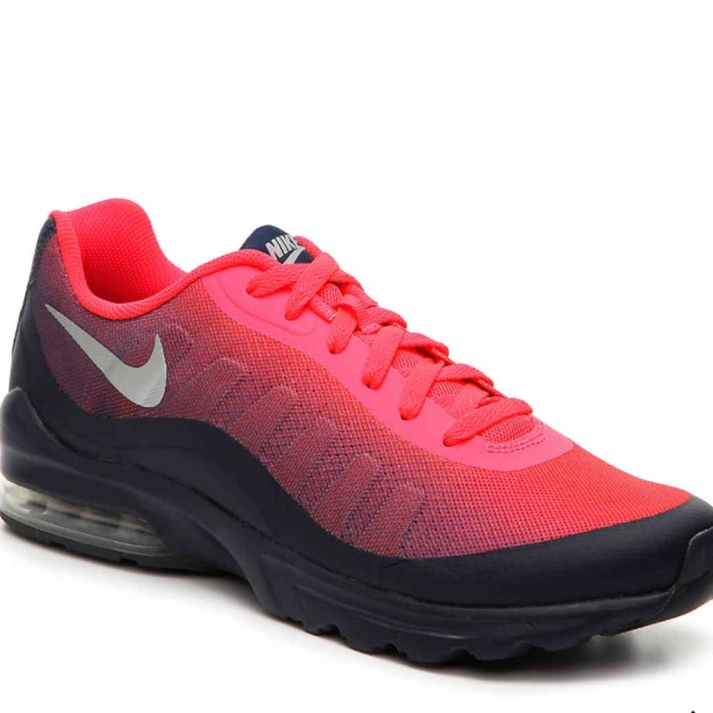 Nike invigor