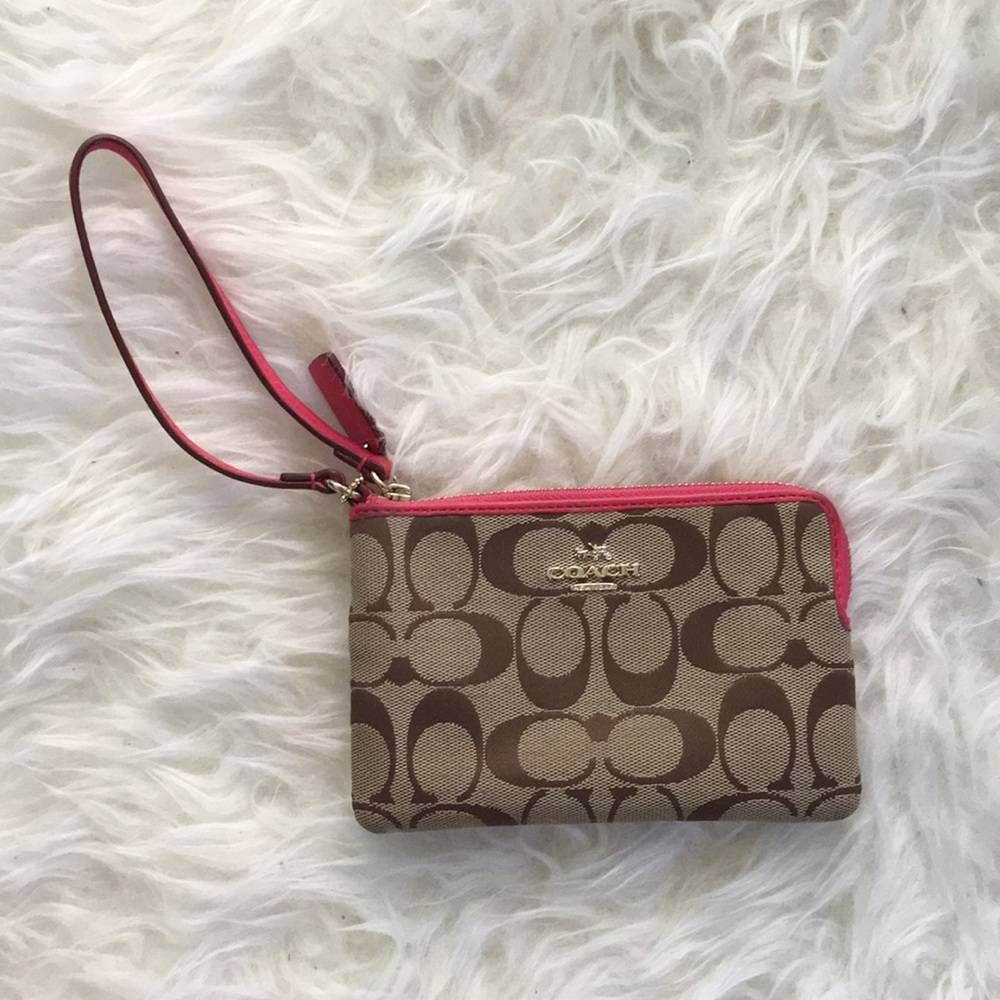 Coach Corner Zip Wristlet