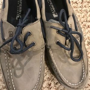 Boys Sperry top spider boat shoes