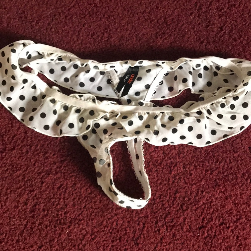 Polka dot thong