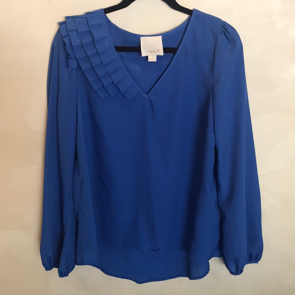 Beautiful Blue Blouse