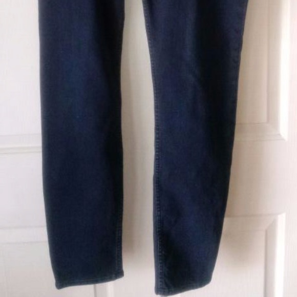 Blue Jeans - Picture 2 of 2