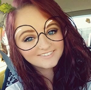 Meet your Posher, Stacey