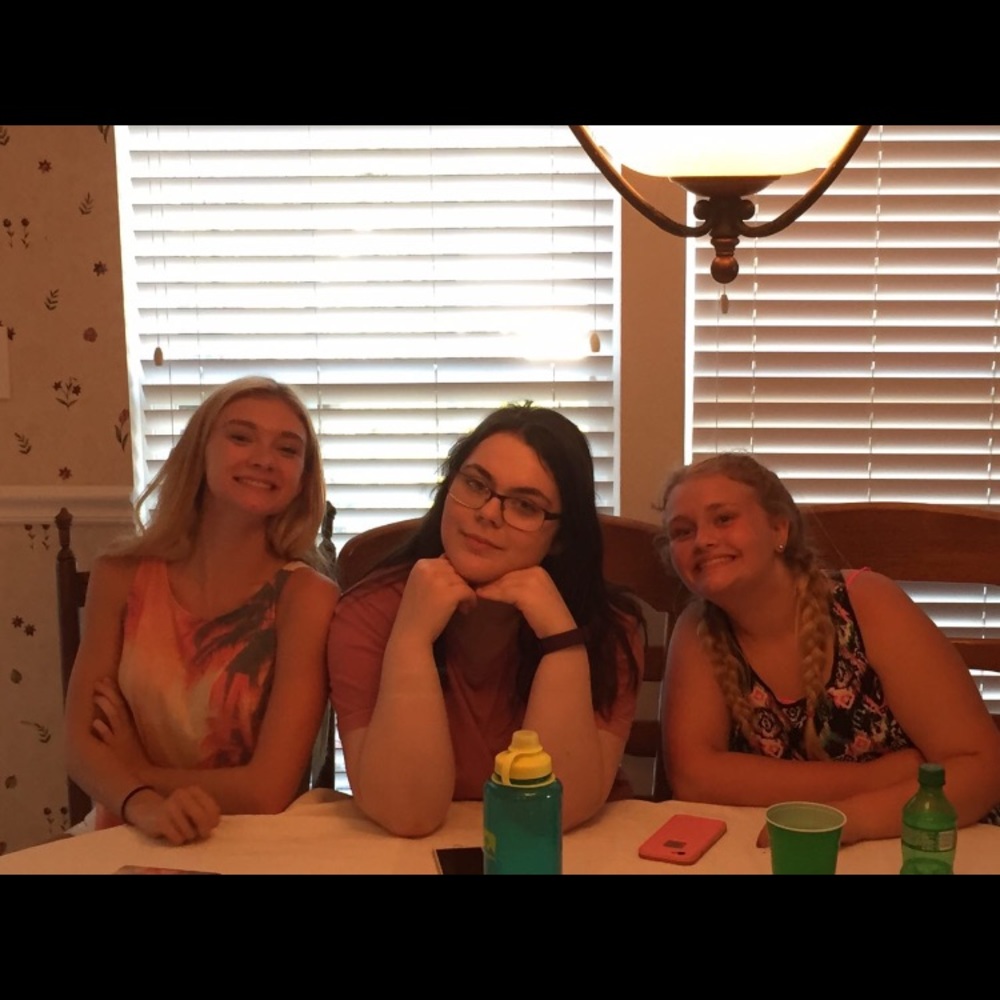 Meet your Posher, Emmy