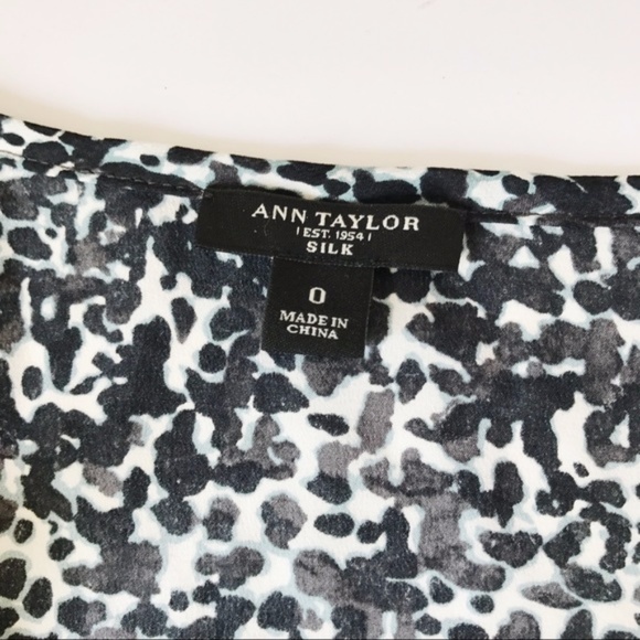 Ann Taylor Leopard Sleeveless Top with Buttons - Picture 3 of 4