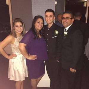 Meet your Posher, Elias