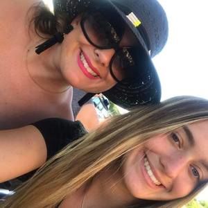 Meet your Posher, Kelli