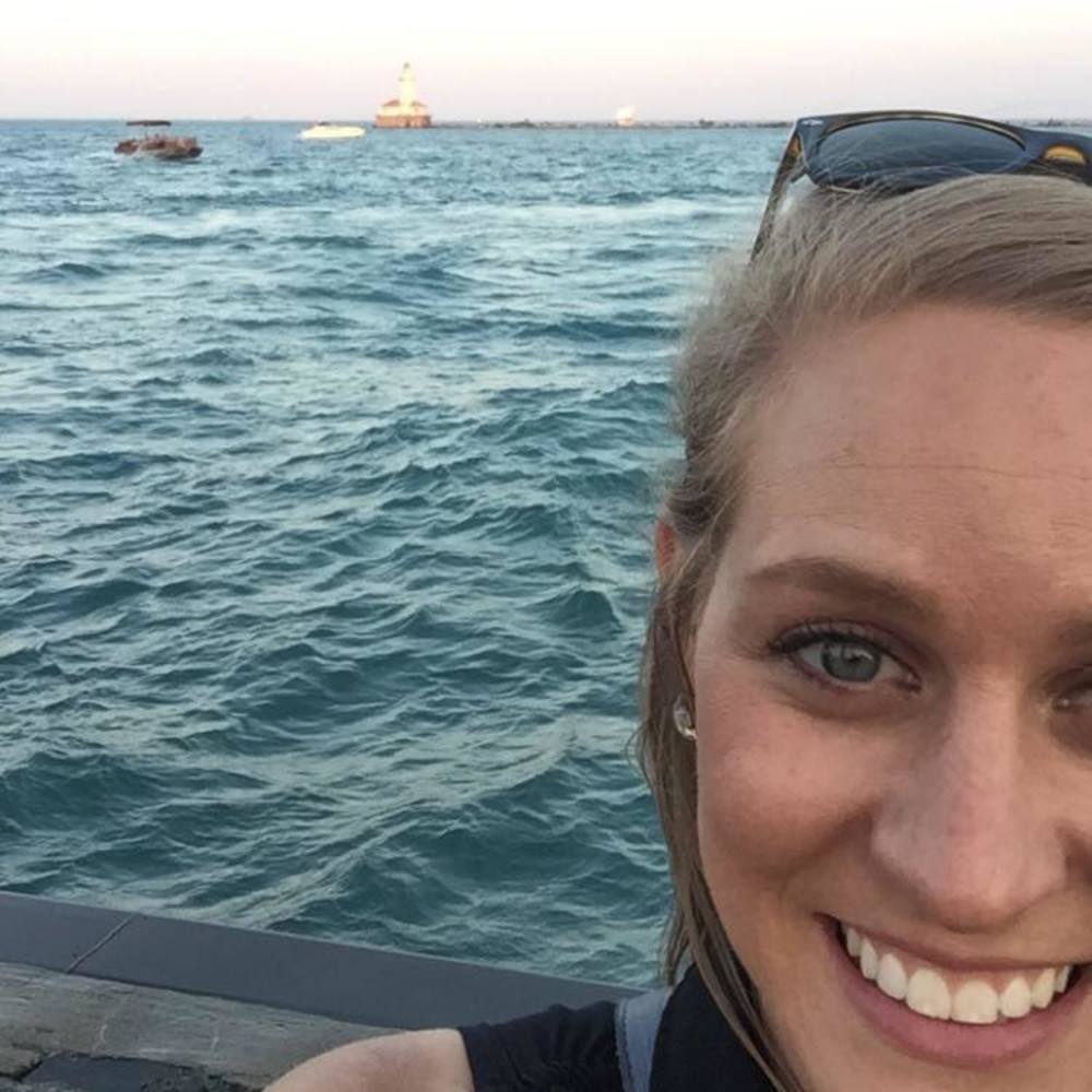 Meet your Posher, Danielle