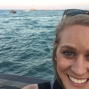 Meet your Posher, Danielle