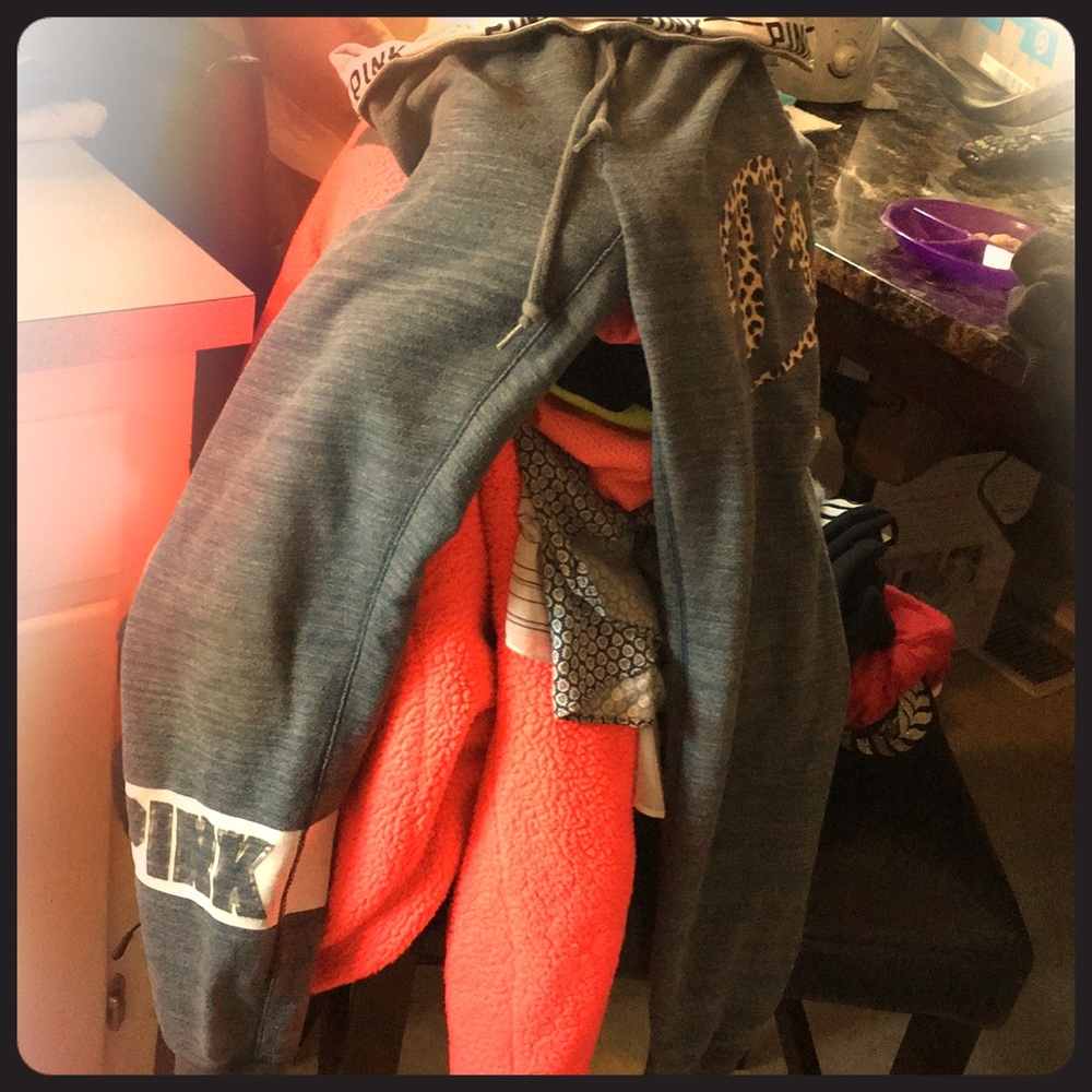 Vs pink cheetah joggers