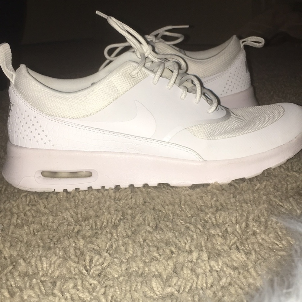 Nike Airmax Theta’s
