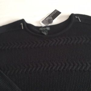 Black cable knit sweater. New with tags. L