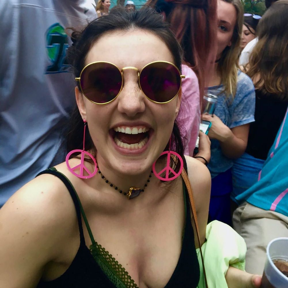 Meet your Posher, Ana