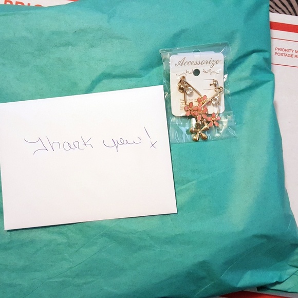 *SHIPPED* - Picture 2 of 4