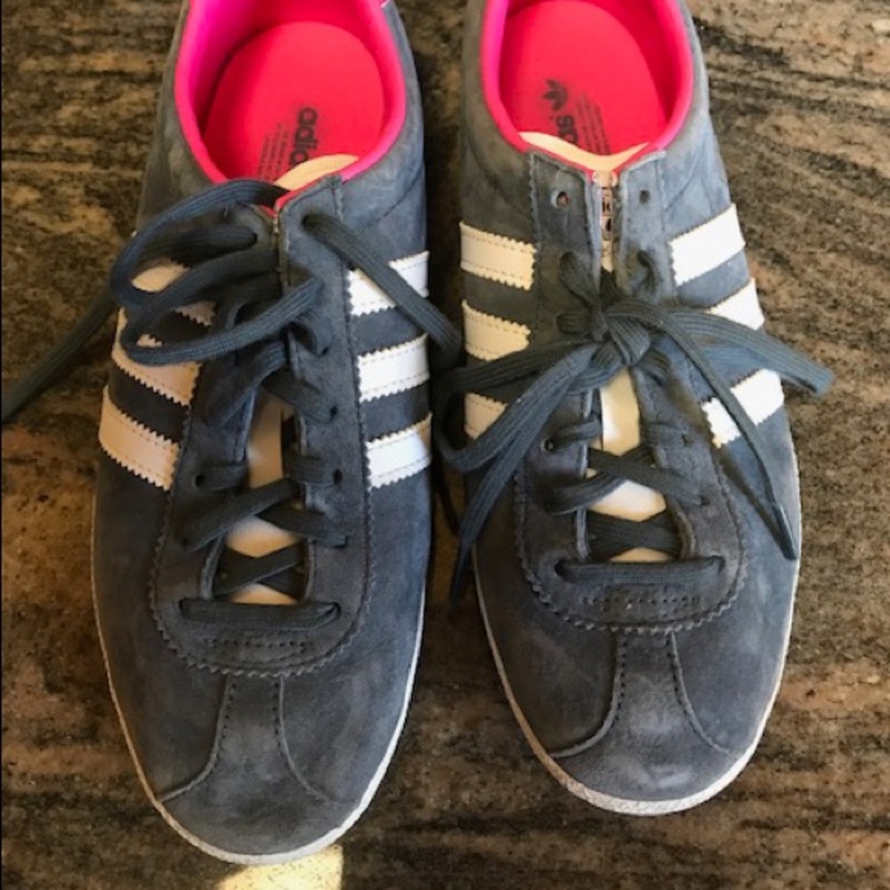 Adidas Originals Gazelle in Suede