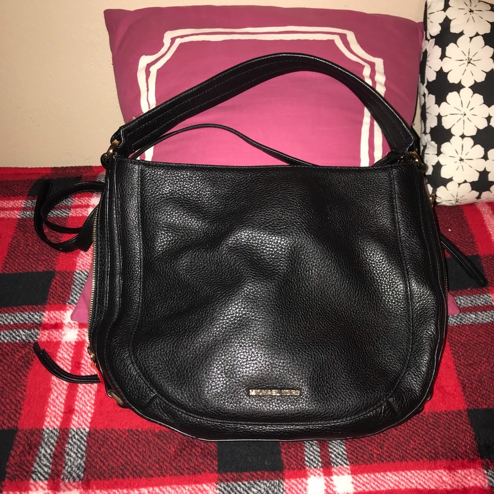 Michael Kors Julia Shoulder bag