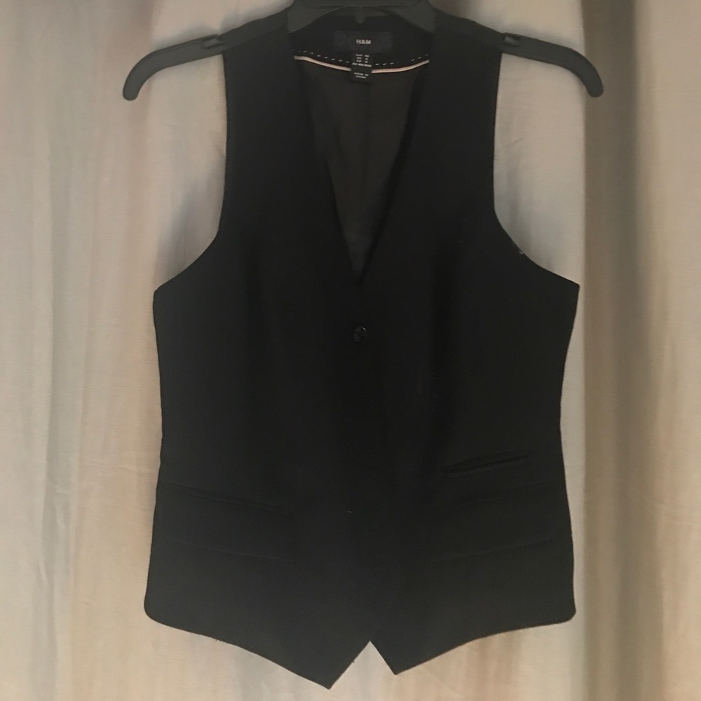 H&M Black Vest